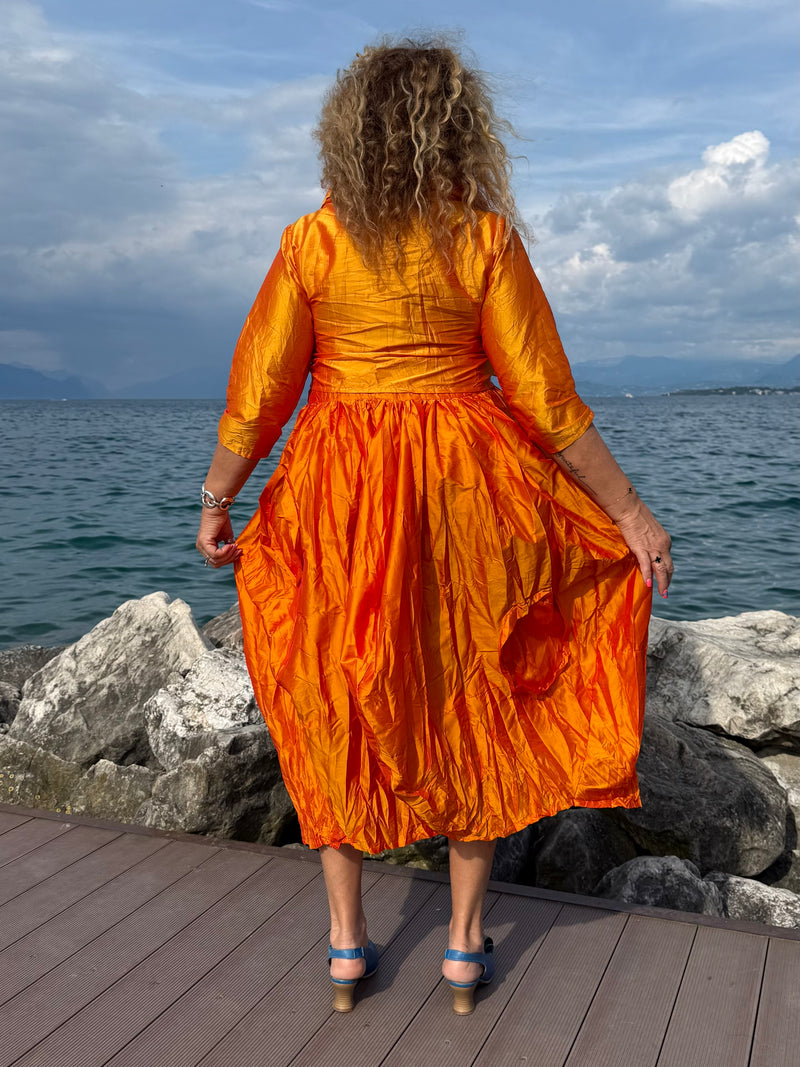 ABITO SOLEIL ARANCIO e giacchino copri spalle