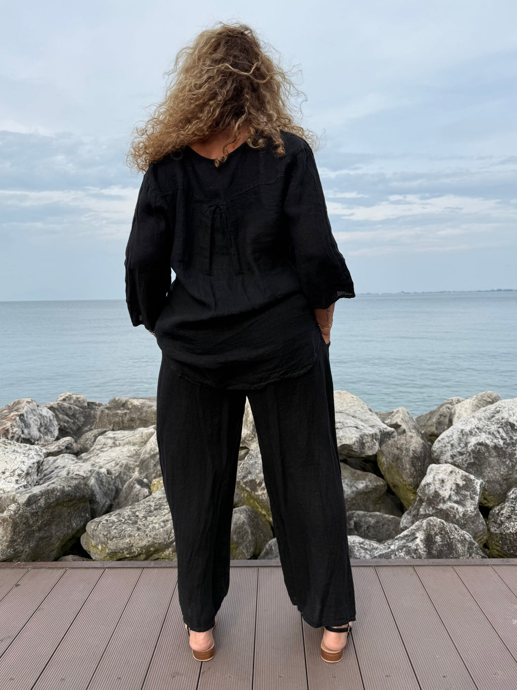 COMPLETO IN LINO NERO MILVA