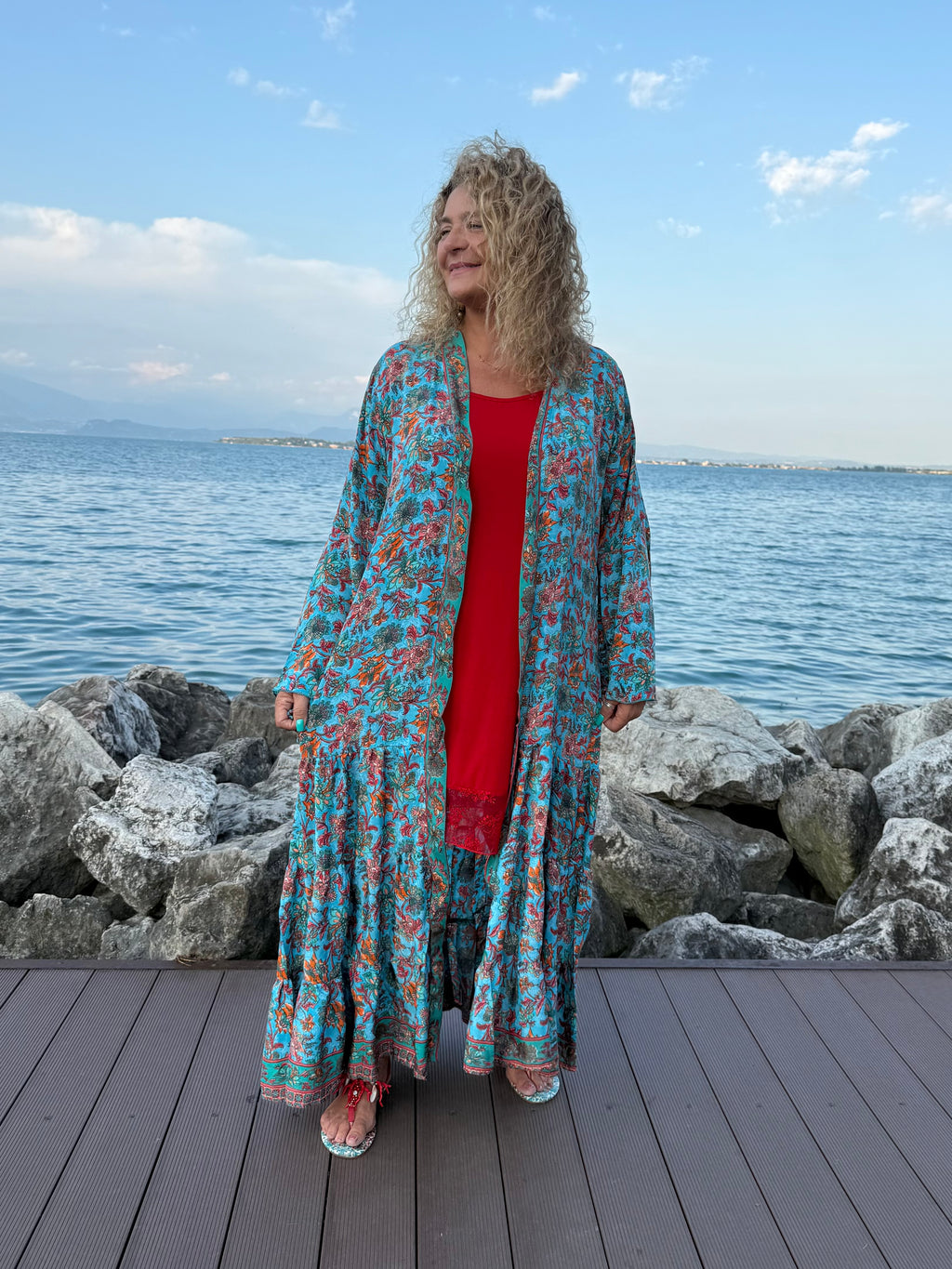 KIMONO CELESTE STAMPA FIORI ARANCIO E ROSSI