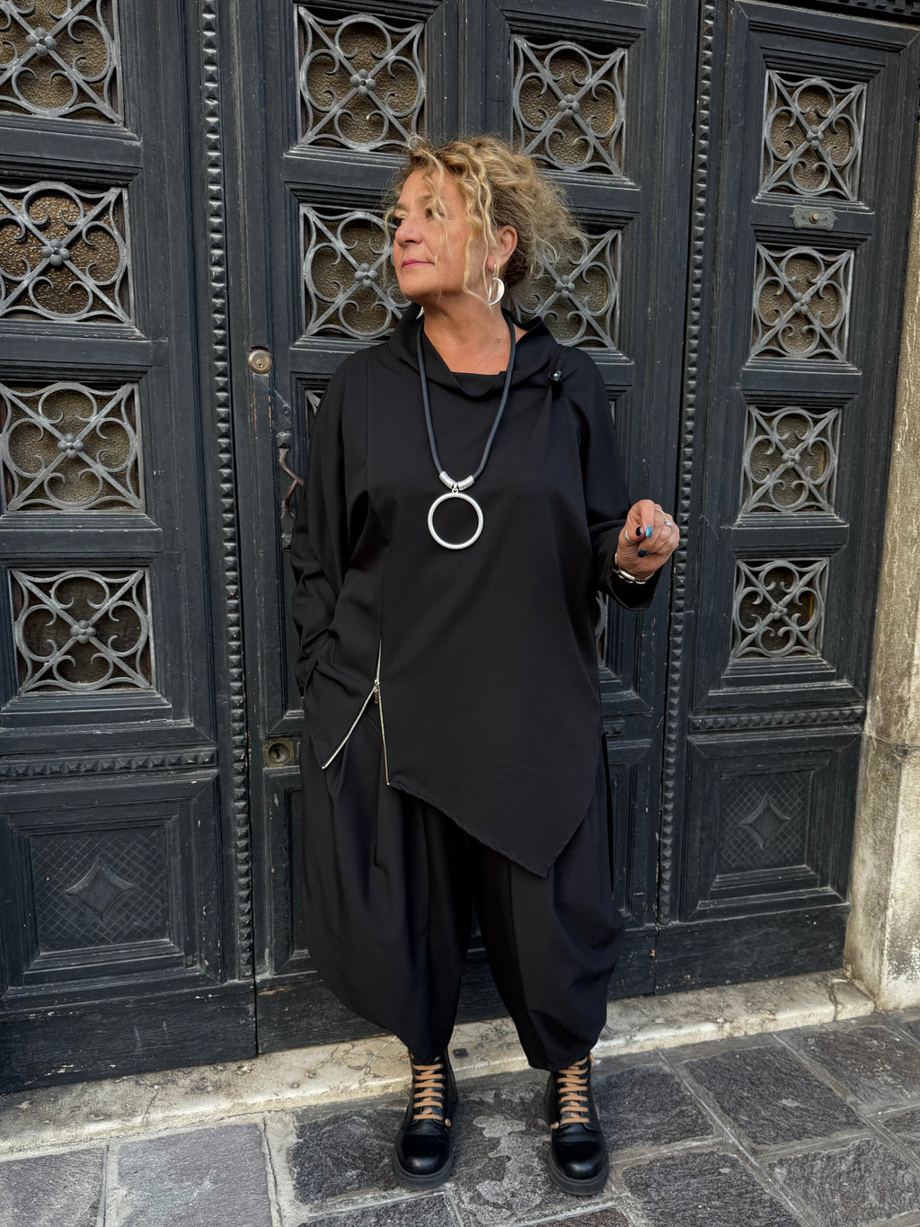 PANTALONE NERO ZOE