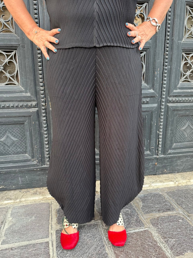 COMPLETO SPLENDID IN PLISSE NERO