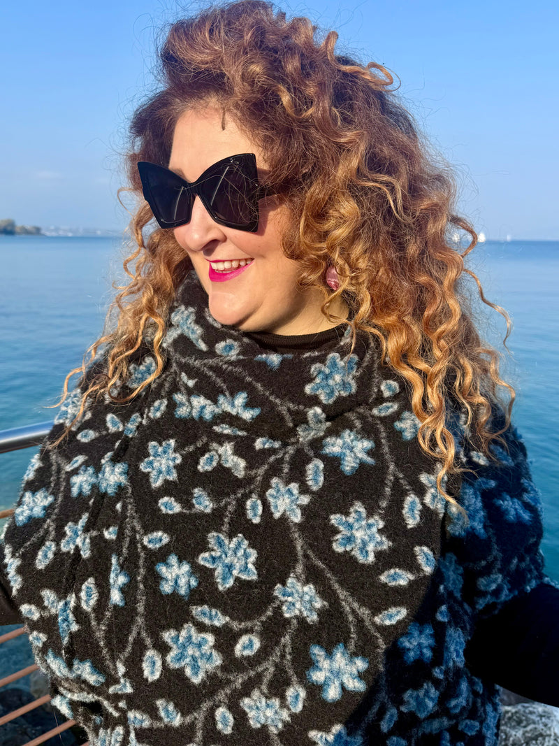 GIACCONE  OSLO NERO fiorì azzurri