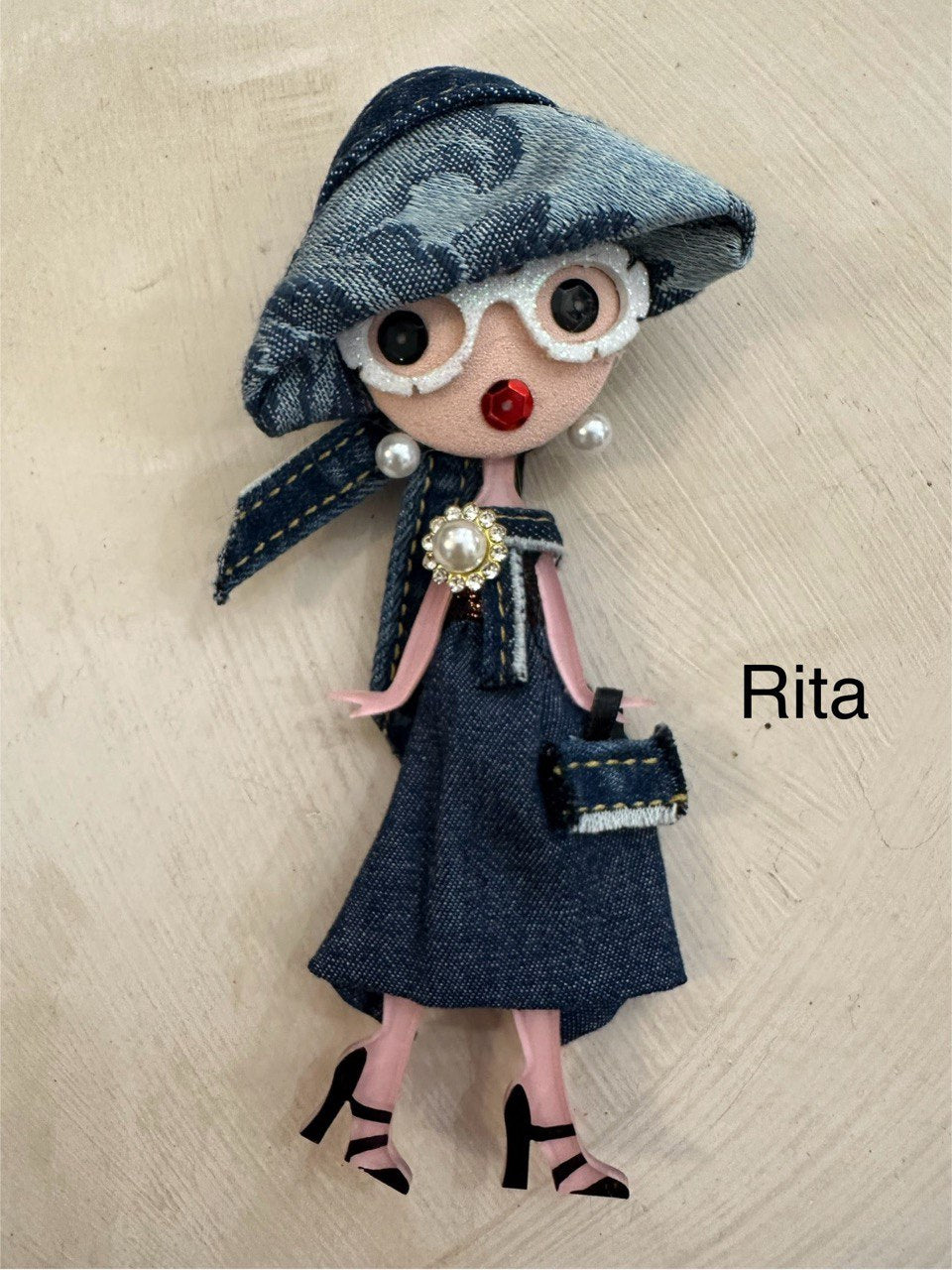 COLLANA E/ O SPILLA RITA