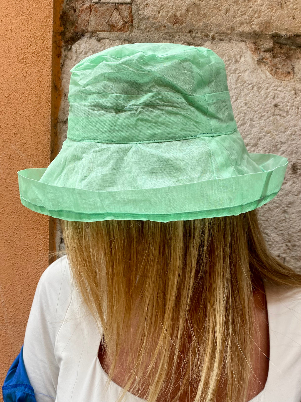 Cappello verde menta tascabile