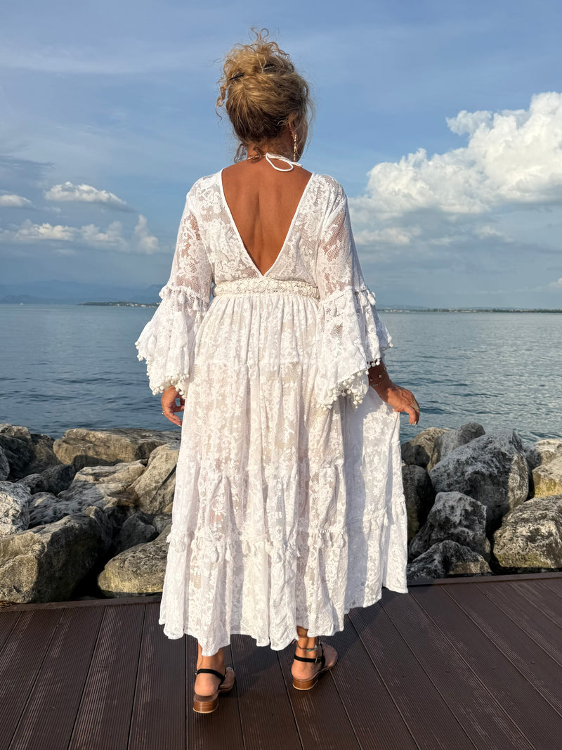 ABITO BIANCO IN PIZZO