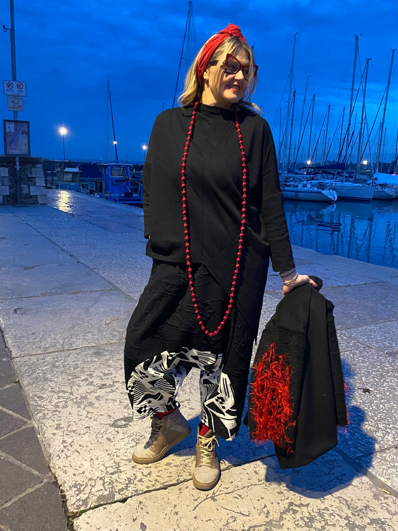 COMPLETO CON PANTALONI CAVALLO BASSO E MAGLIA PUNTA