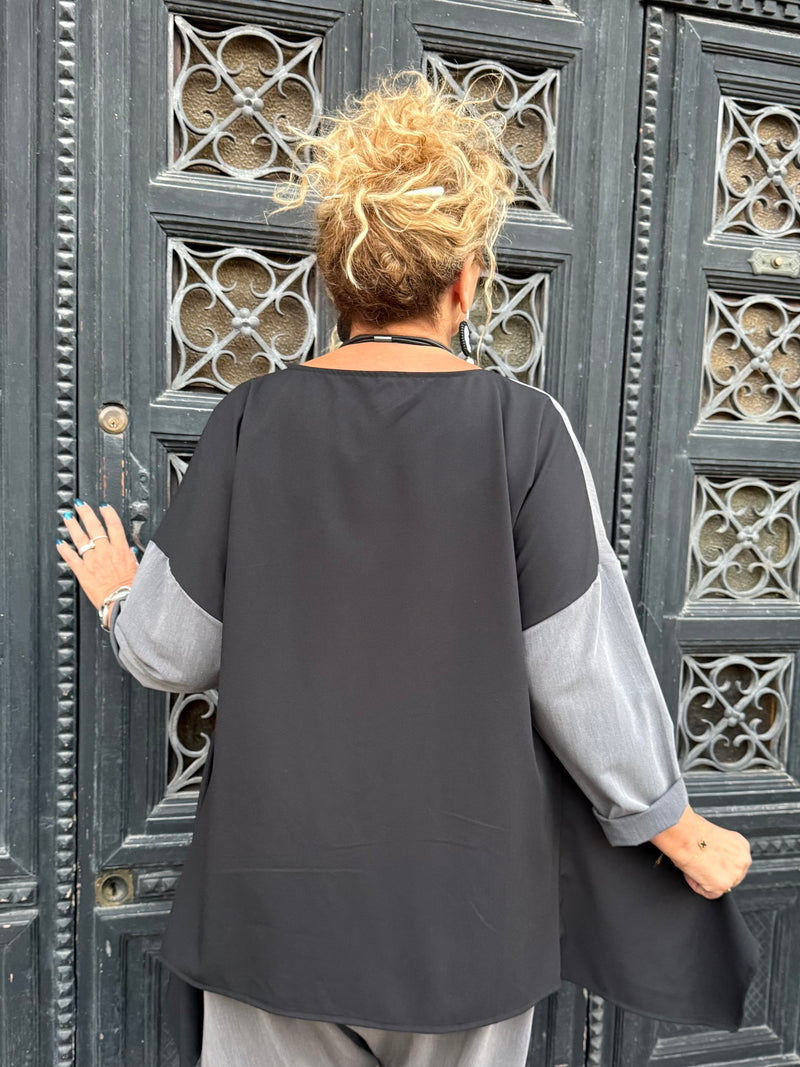 BLUSA ZEINA GRIGIA E NERA