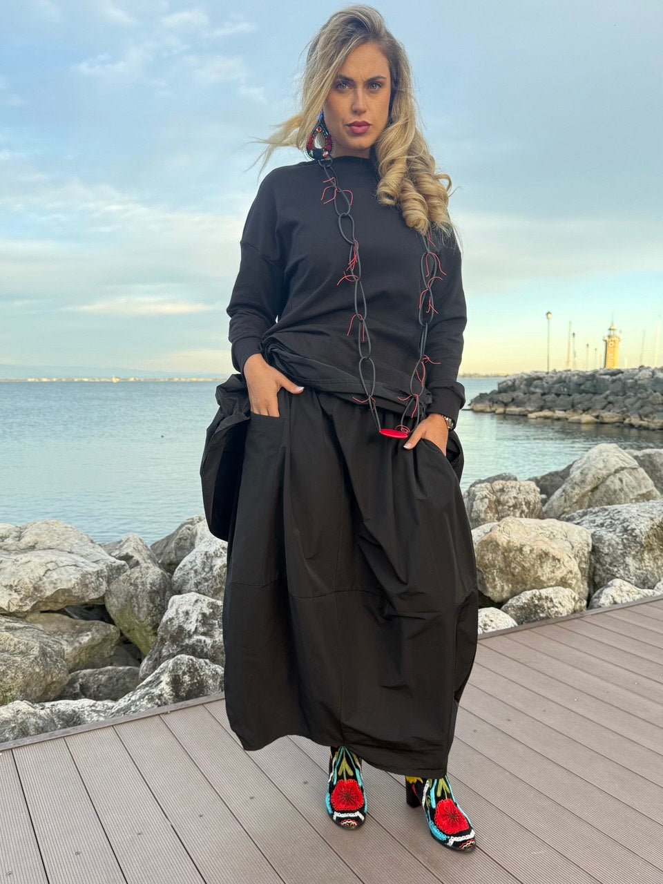 GONNA PALLONCINO NERA