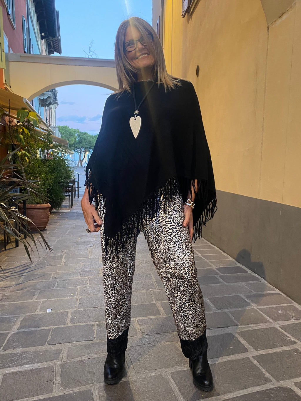 Pantaloni maculati