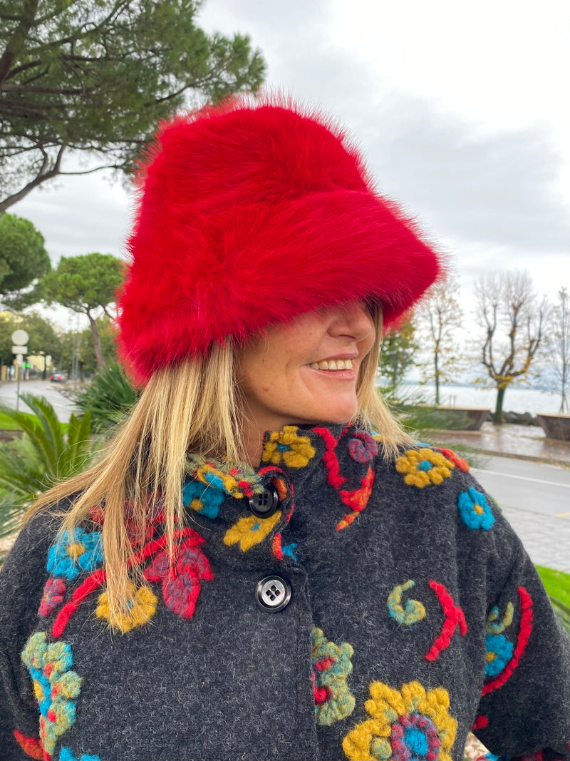 CAPPELLINO TEDDY ROSSO