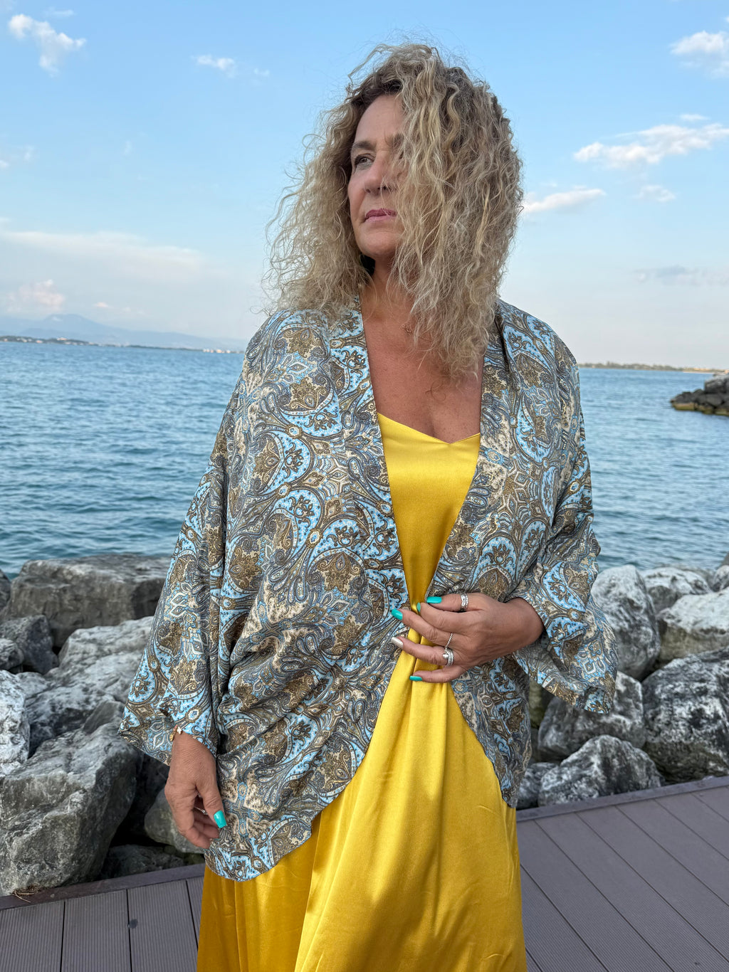 Kimono corto Celeste