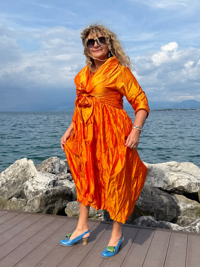 ABITO SOLEIL ARANCIO e giacchino copri spalle