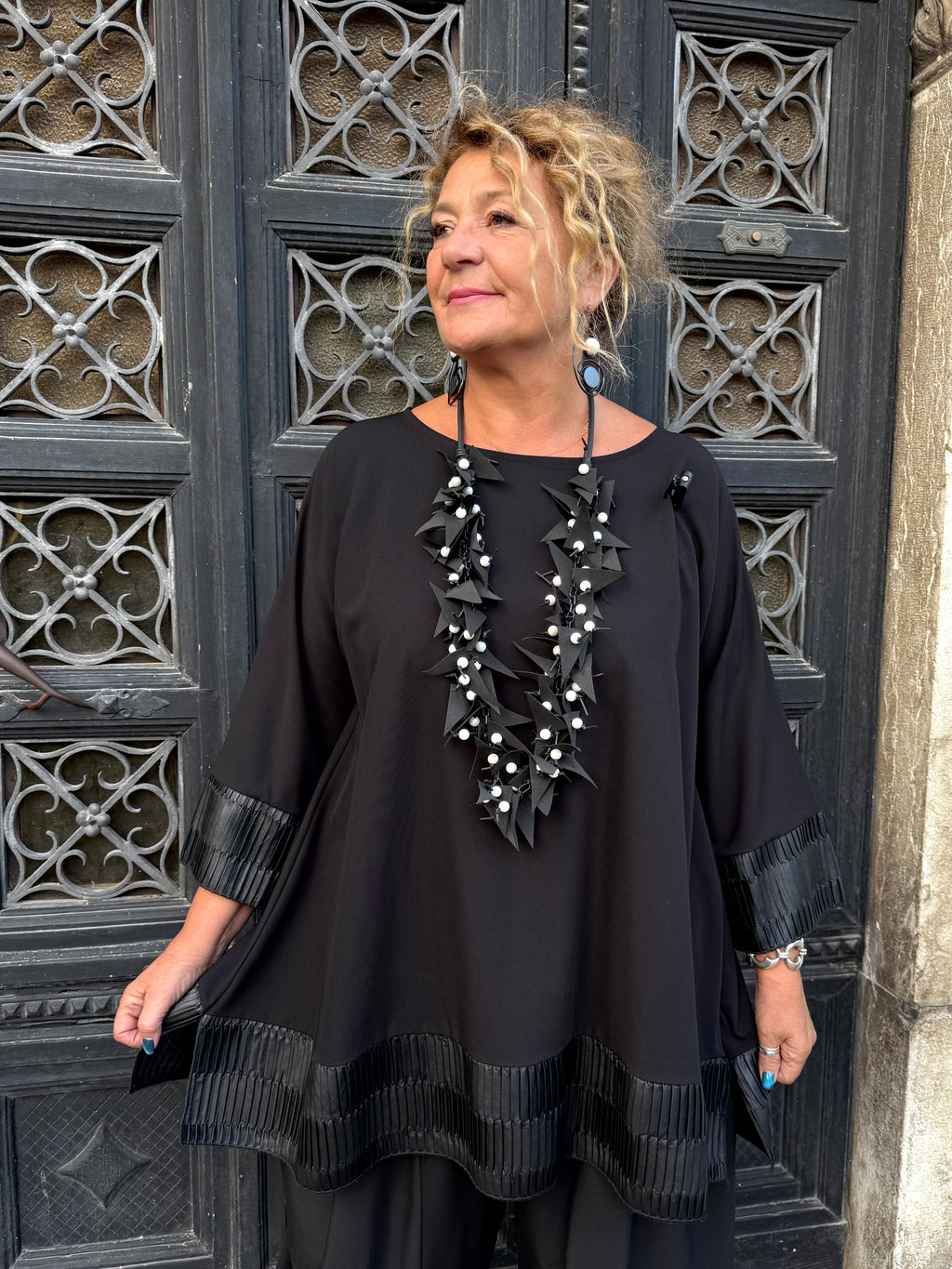 BLUSA DALIA NERA