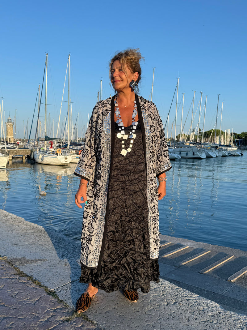 KIMONO BIANCO RICAMO NERI