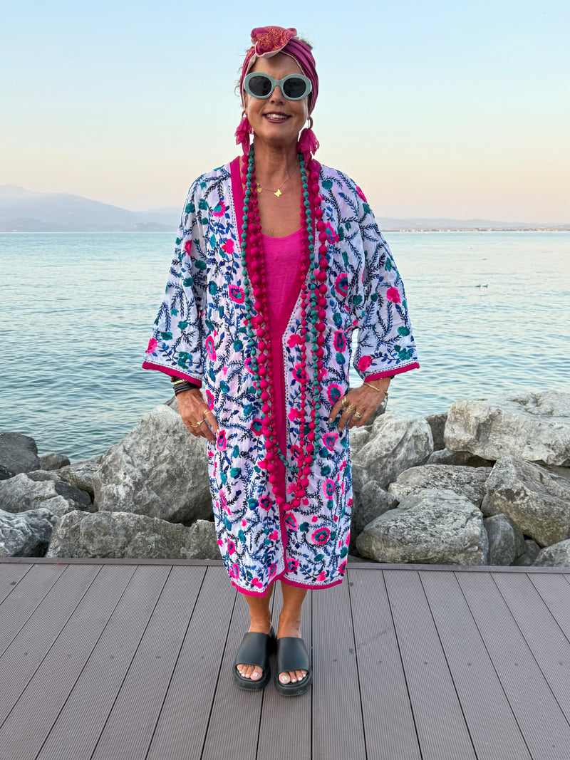 KIMONO BIANCO RICAMO FUCSIA