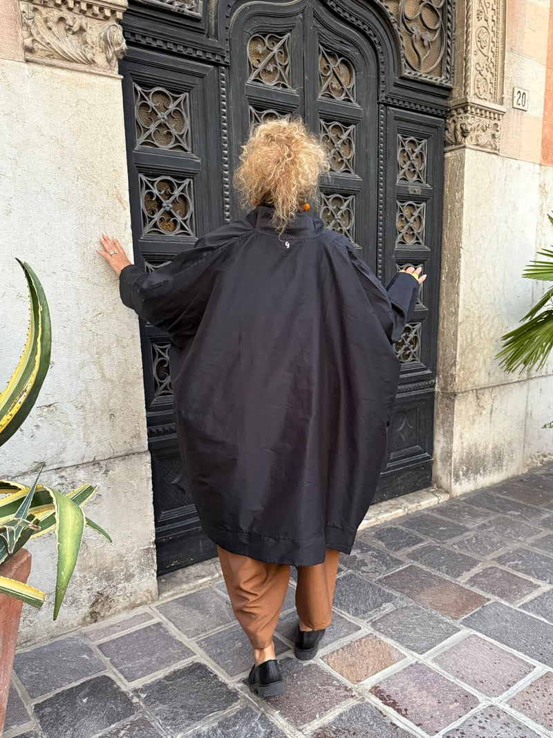 SPOLVERINO AMPIO NERO