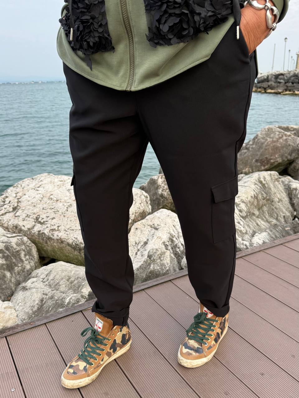 PANTALONE CARGO NERO