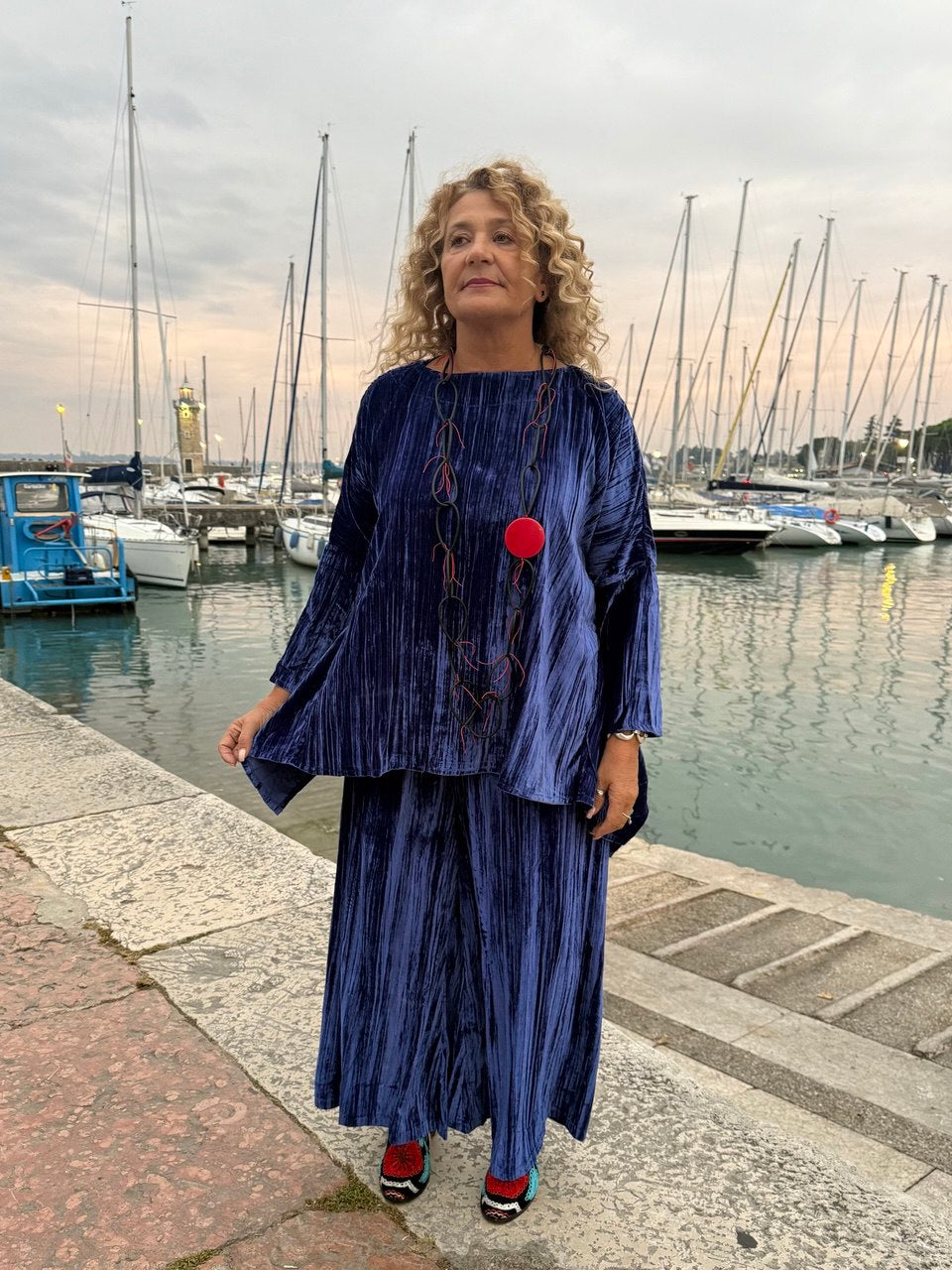 COMPLETO VELLUTO BLU