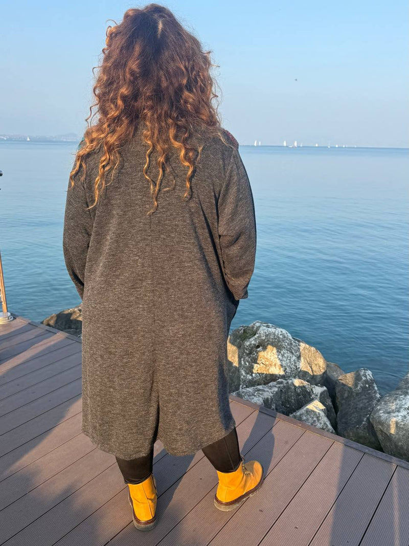 ABITO FIORI D’INVERNO GRIGIO